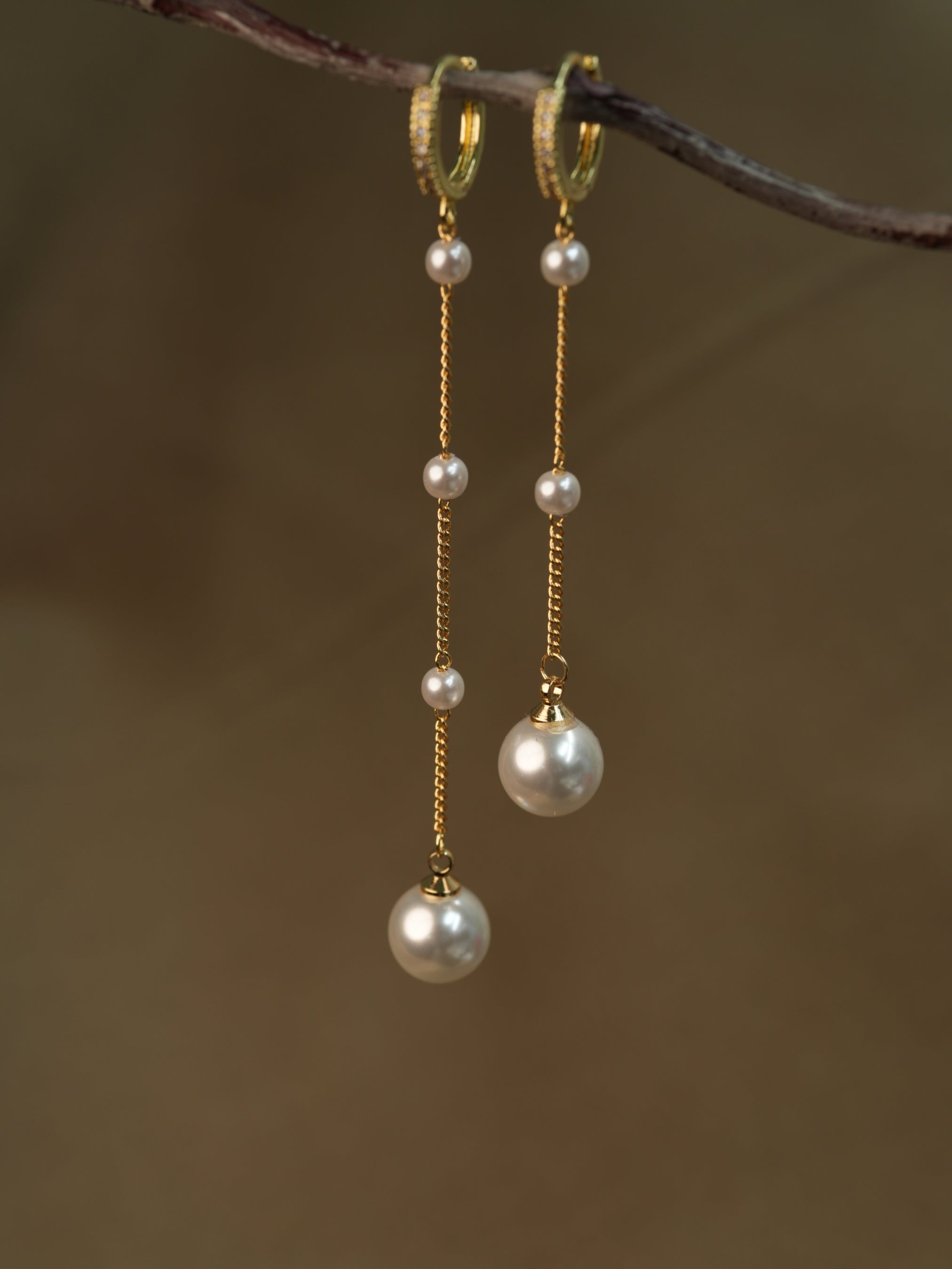 MURRAYA Lively Pearl Earrings